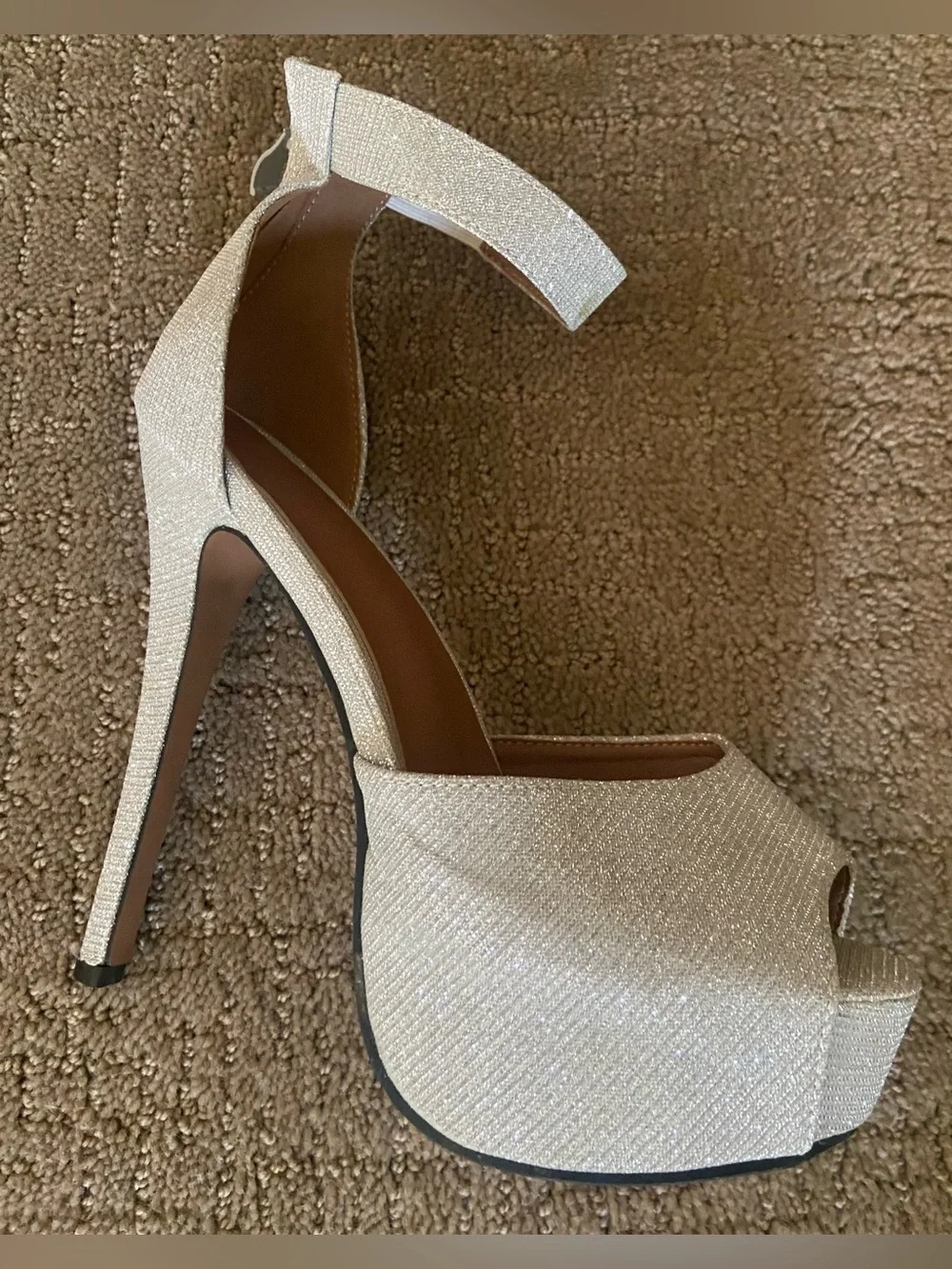 Silver Glitter Platform Peep Toe Stiletto Heels w/ ankle strap size 9
